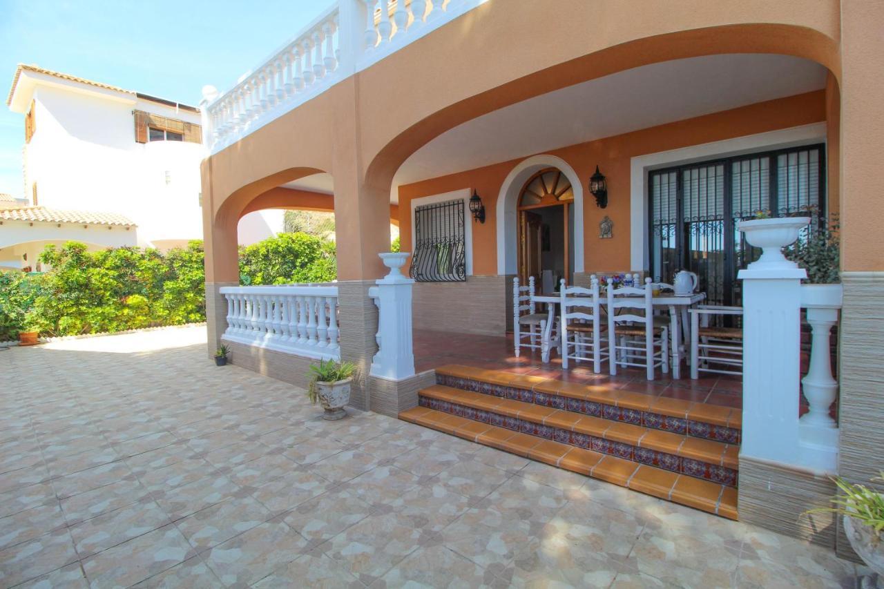 Great Villa, Sea Views, 20 Secs Walk To The Beach, Bbq, 9 People, 5 Mins Car From Alicante City Center, Sailing Club 3 Mins Walk Екстер'єр фото