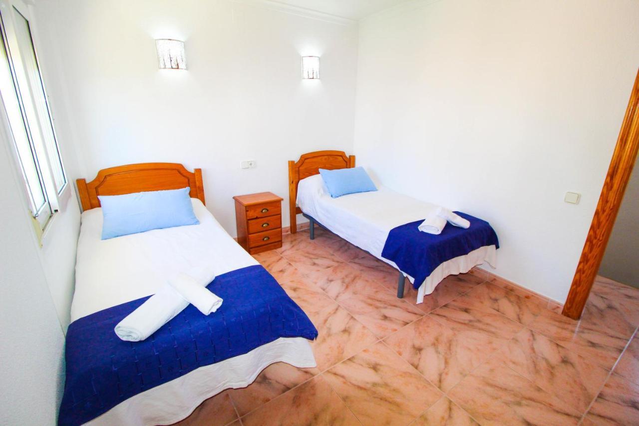 Great Villa, Sea Views, 20 Secs Walk To The Beach, Bbq, 9 People, 5 Mins Car From Alicante City Center, Sailing Club 3 Mins Walk Екстер'єр фото