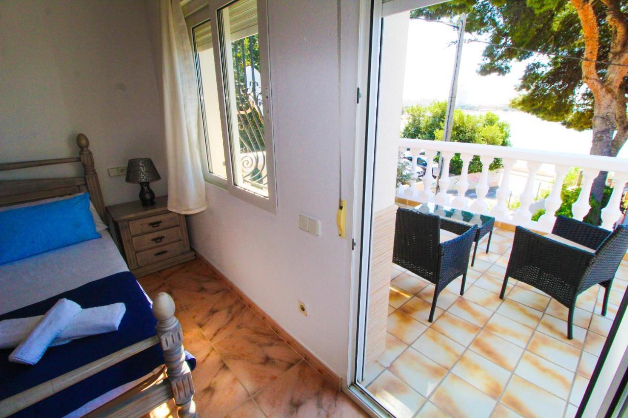 Great Villa, Sea Views, 20 Secs Walk To The Beach, Bbq, 9 People, 5 Mins Car From Alicante City Center, Sailing Club 3 Mins Walk Екстер'єр фото